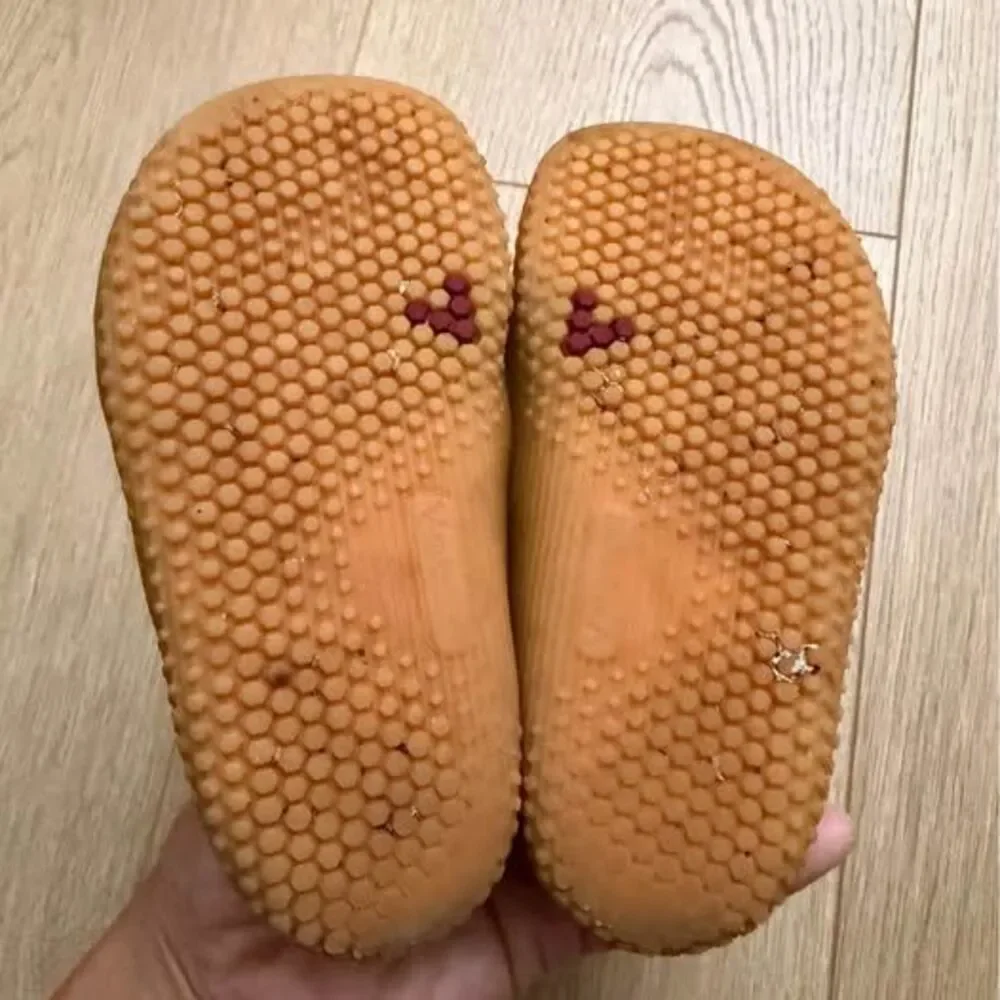 Vivobarefoot Toddler Shoes size 22 or size 6c us